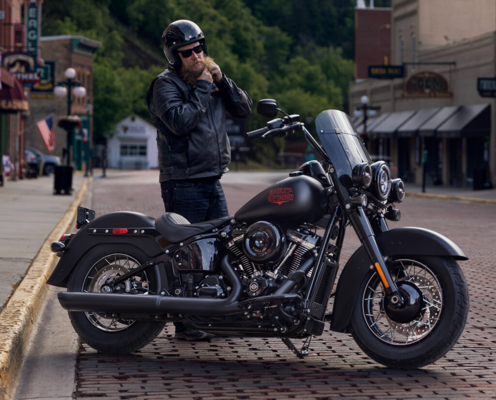  A Harley-Riding Congressman Is Trying To Kill D.C.&rsquo;s Helmet Rule