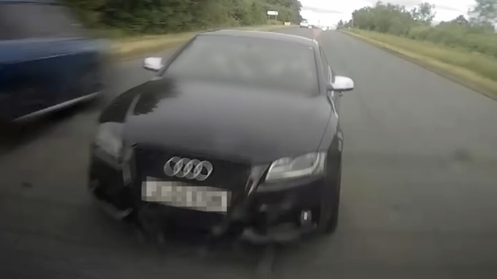  Turns Out A V8 Audi Can&rsquo;t Outrun A BMW Estate Full Of Cops