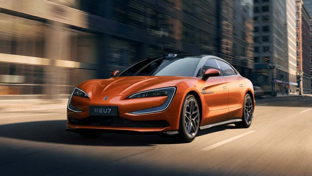  BYD Flash-Charged Its Luxury EV Over 350 Times In A Week Covering Nearly 19,000 Miles, Then Checked The Battery