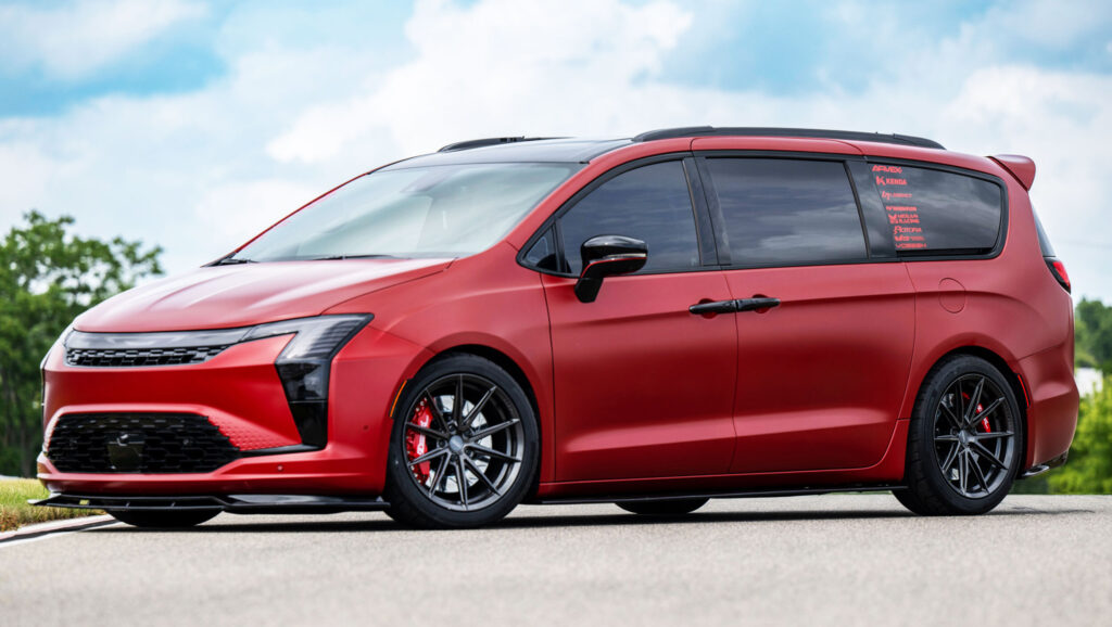 Chrysler’s Slammed Pacifica Concept Is A Hellcat Away From Perfection