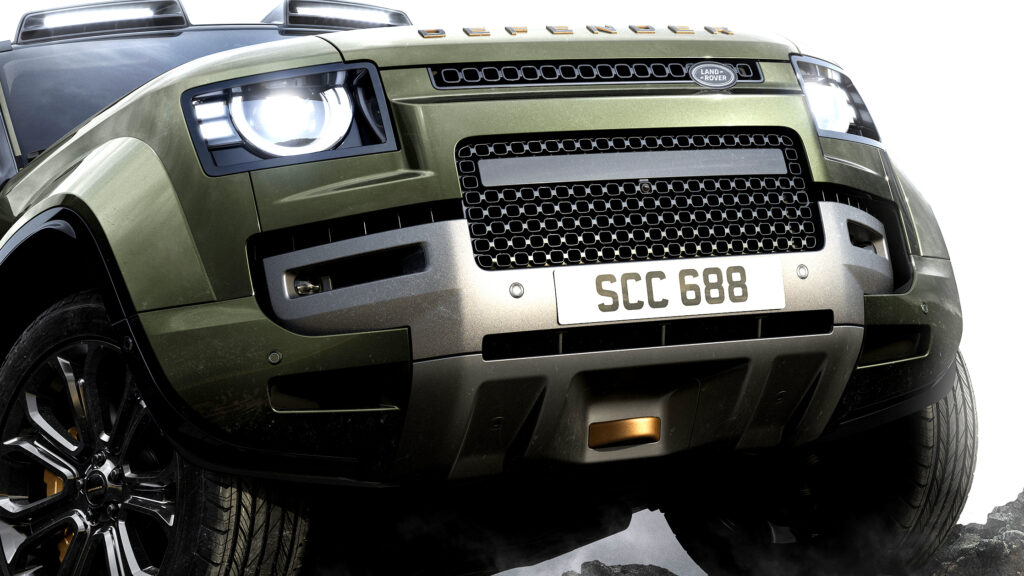  Land Rover Delays Electric Defender Because The Gas One Won’t Stop Selling