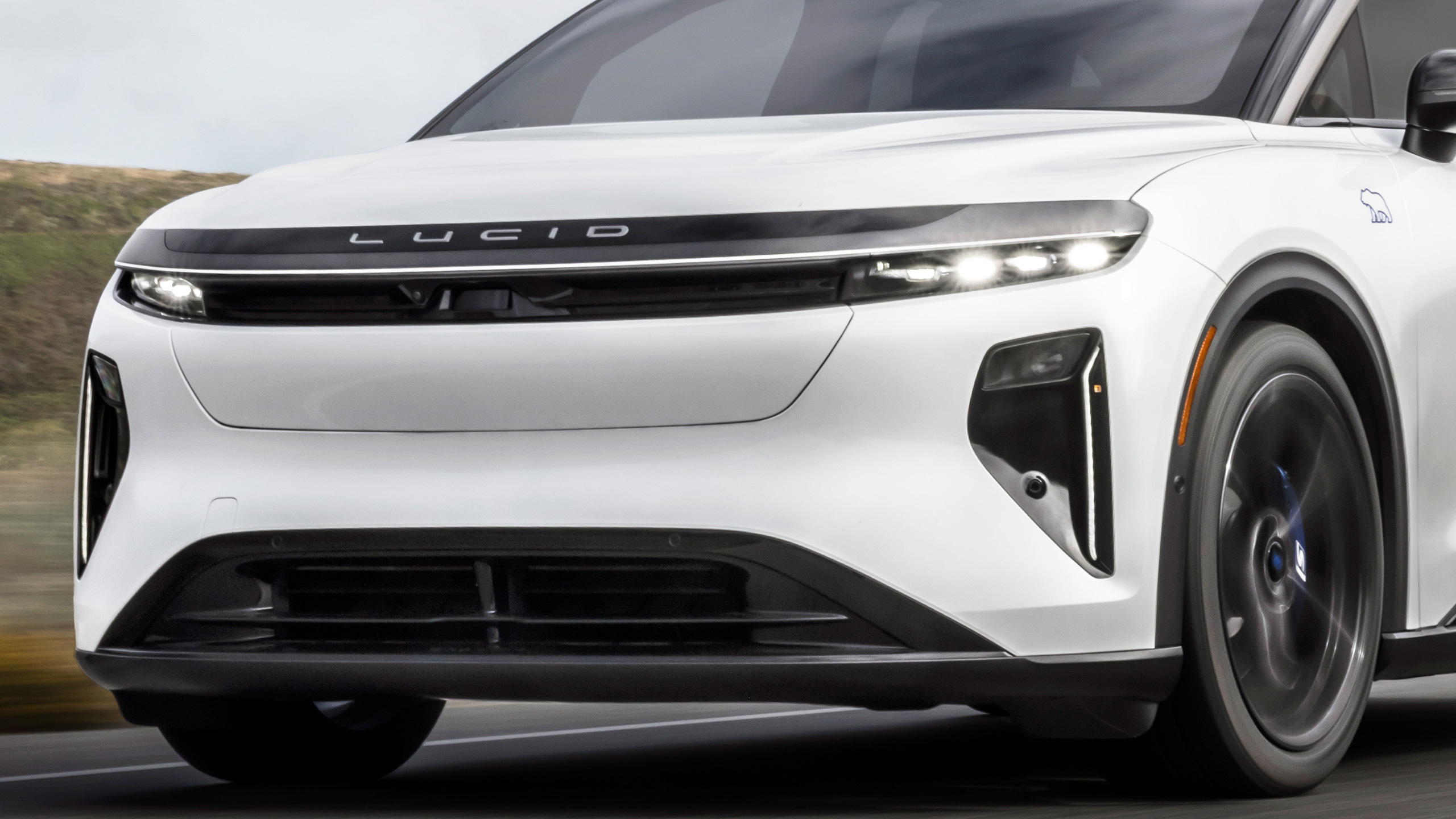 Lucid Gravity GT-S 登場：1,070 匹馬力三排座家庭 SUV
