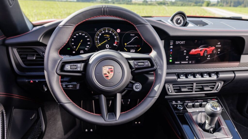  Is 1 Hour Enough For Automatic Drivers To Learn Stick Shift? The AA Thinks So