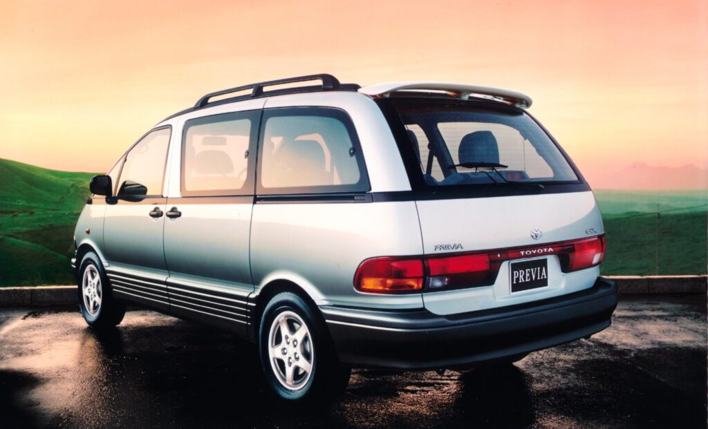  Millennials Grew Up Mocking Minivans, Now They Can&rsquo;t Buy Them Fast Enough