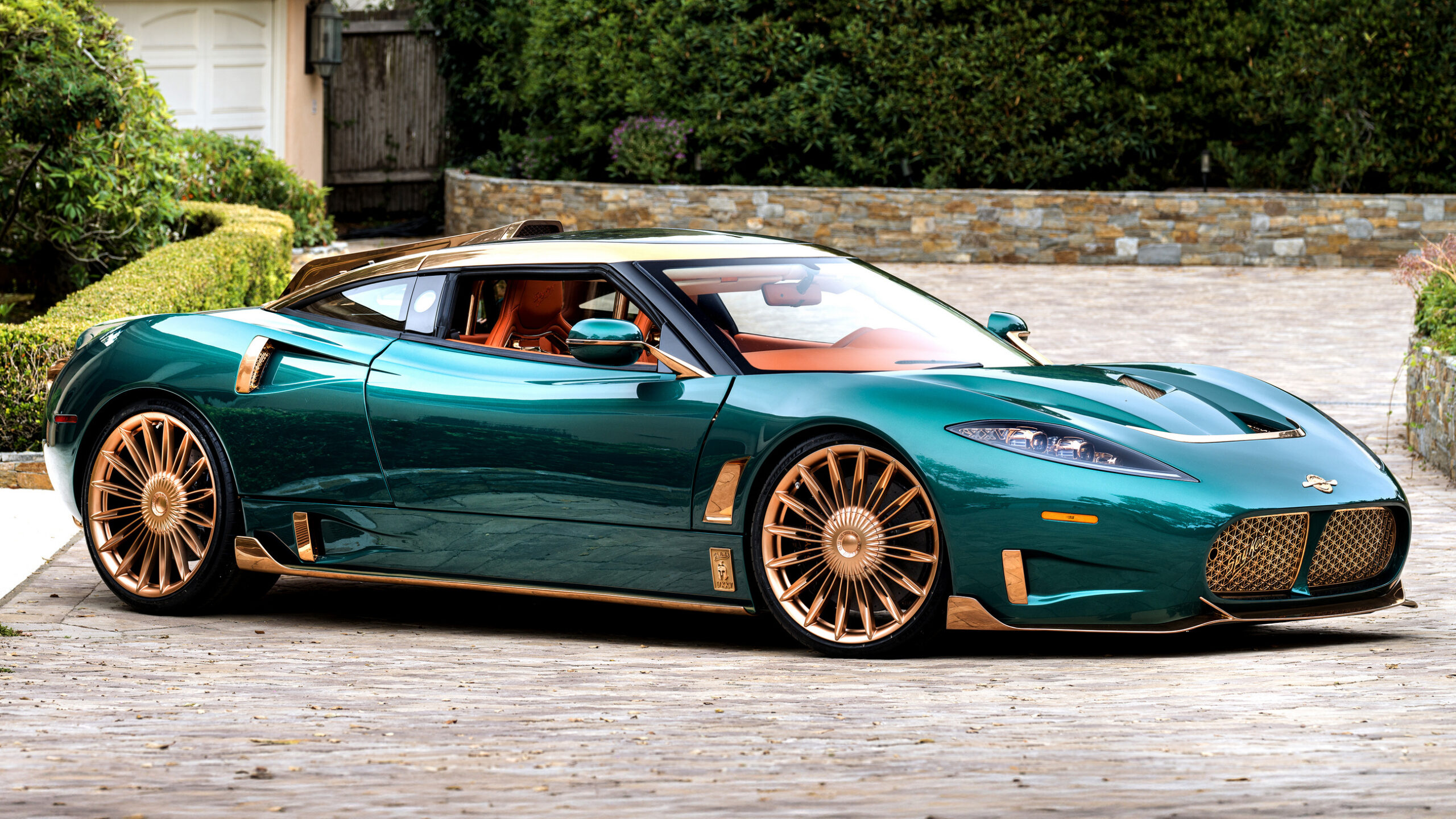 Spyker 復活之作 Preliator XXV 登場：800匹馬力、三踏板、宛如法貝熱彩蛋般的精緻工藝
