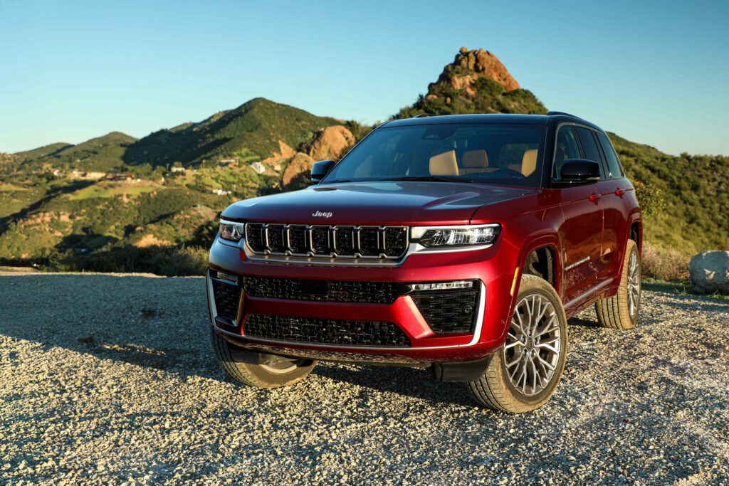  Third Time&rsquo;s The Charm? Dodge Keeps Recalling Durangos That Can Fall Apart While Driving