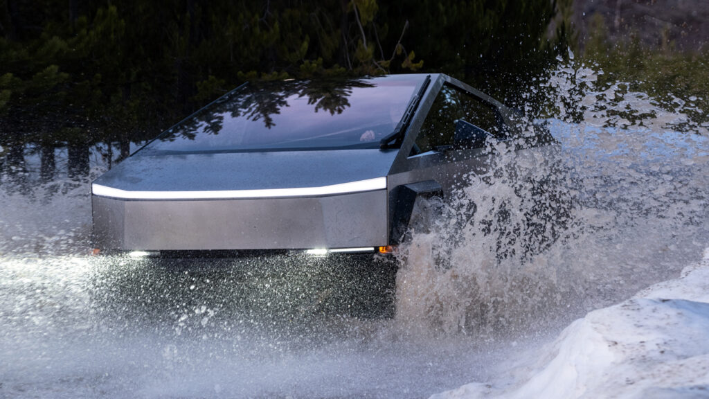  Tesla Says Texas Supplier Demands $250,000 A Week To Release Its Own Cybertruck Tooling