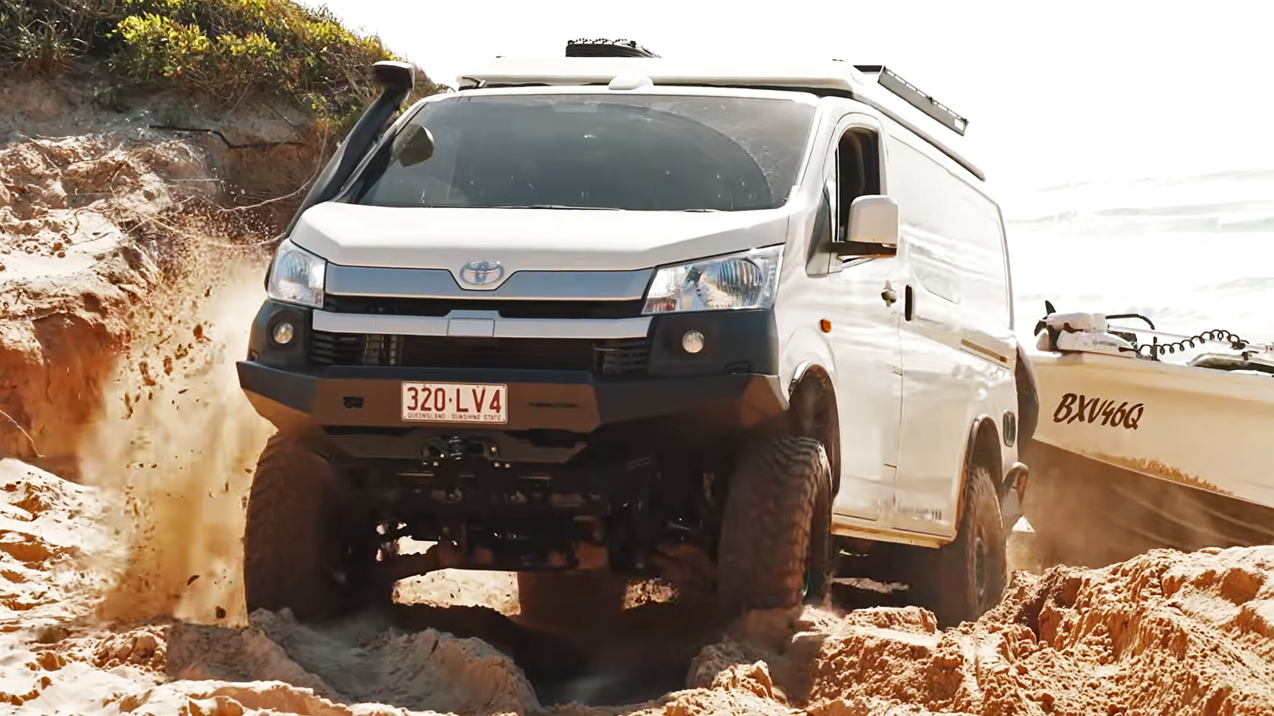 怪物級 Toyota HiAce 4x4 露營車，越野能力超越 Land Cruiser