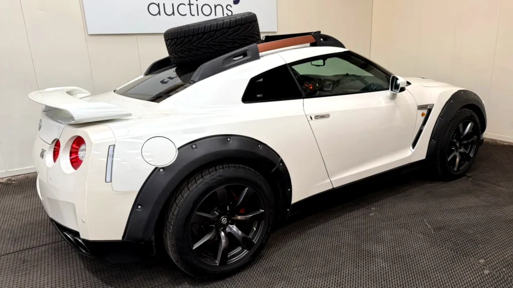  Someone Lifted A Nissan GT-R, Bolted A Spare To The Roof, And Called It An Off-Roader