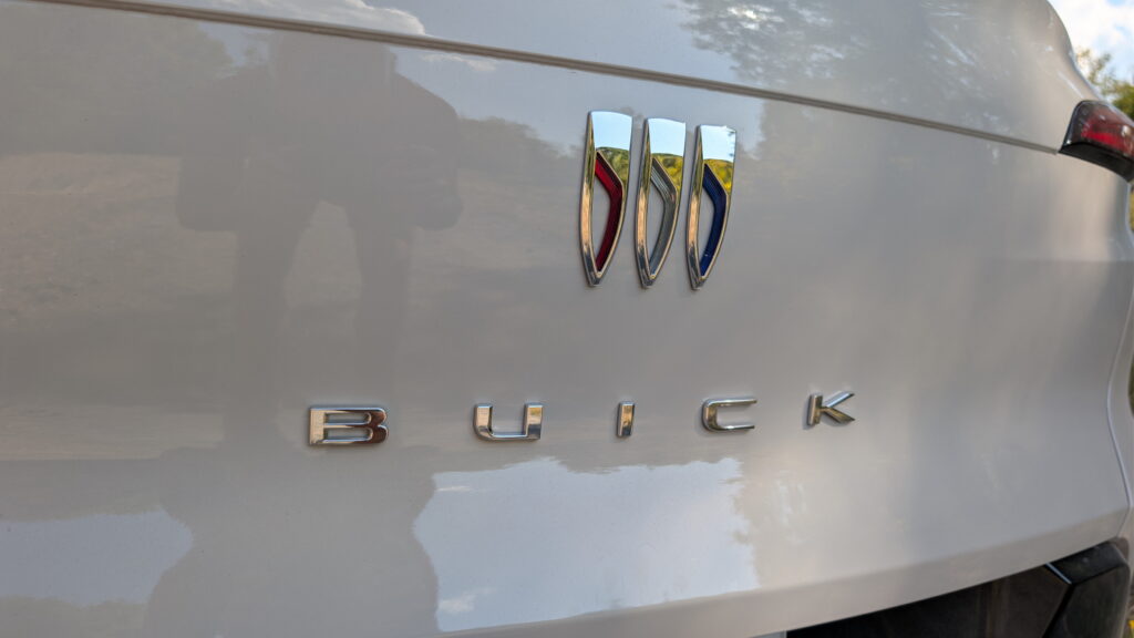  Buick&rsquo;s 2006 Envista ST Is A Love Letter To Buick Loyalists | Review