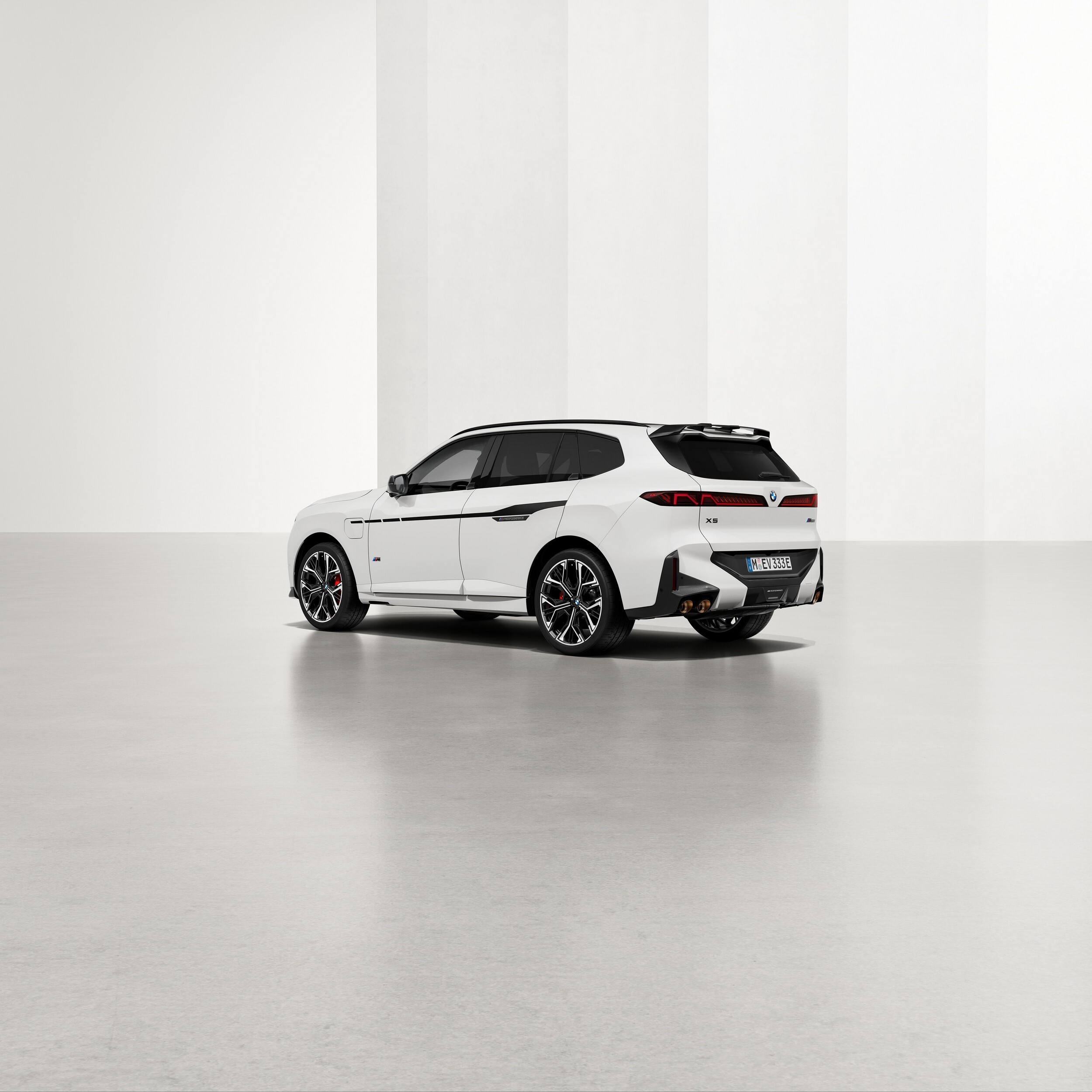 2027 BMW X5 Accessories 914 39