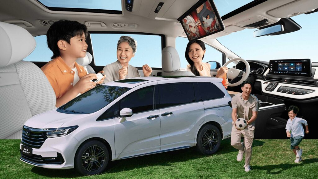  13-Year-Old Honda Odyssey Gains New Screen, Massage Seats, And A Much Lower Price