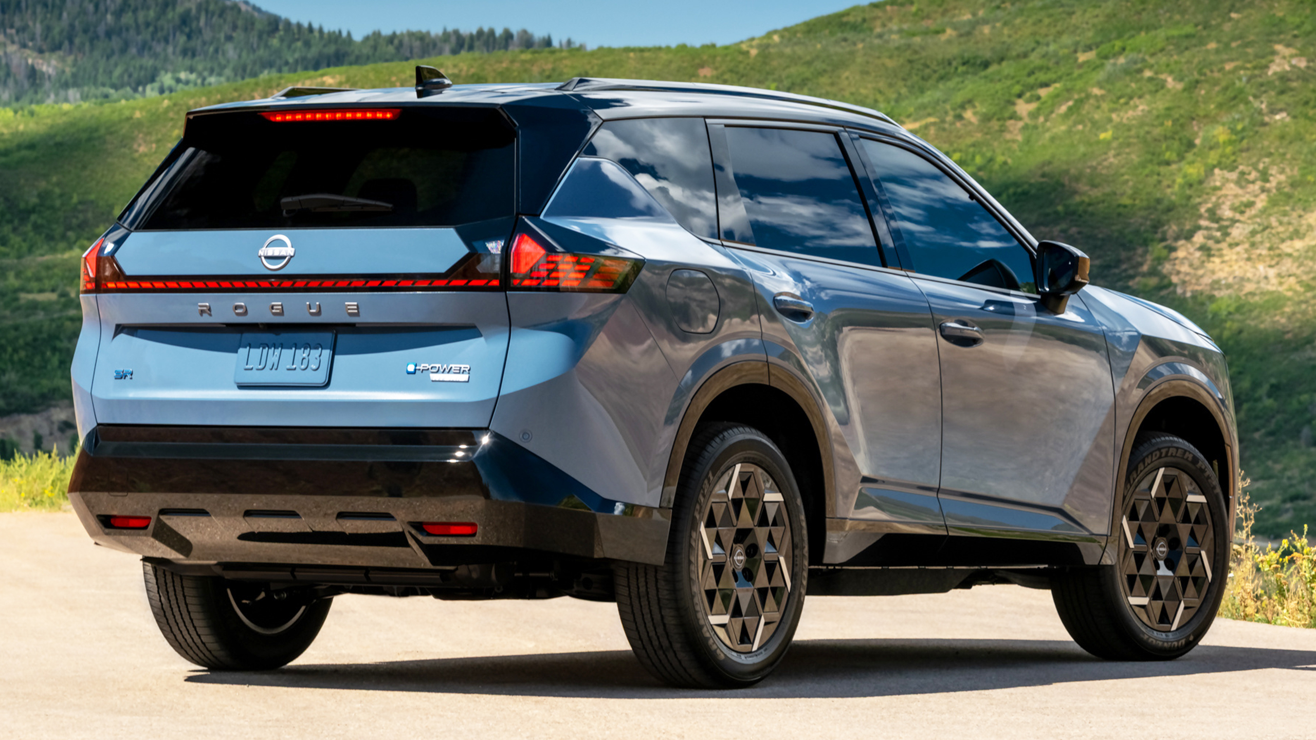 Nissan 北美押注油電混合動力，Rogue 插電式油電版已停產