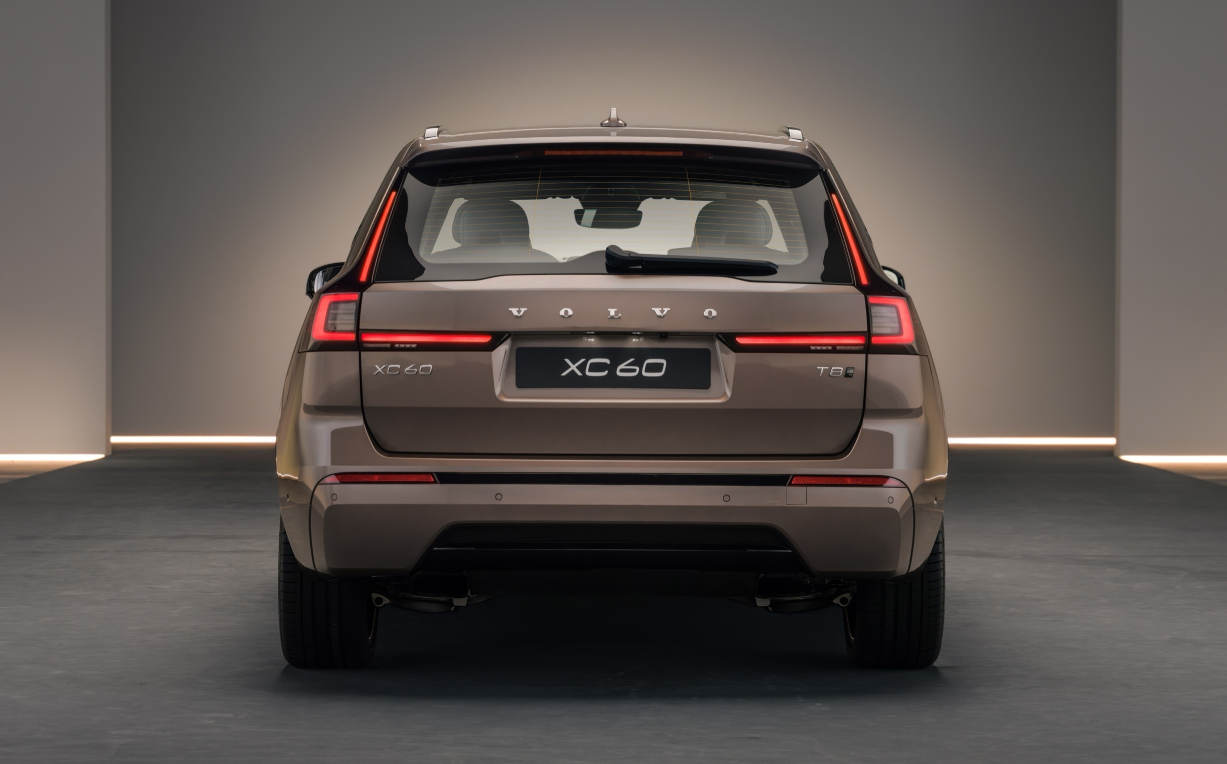2027 Volvo XC90 PHEV 00034