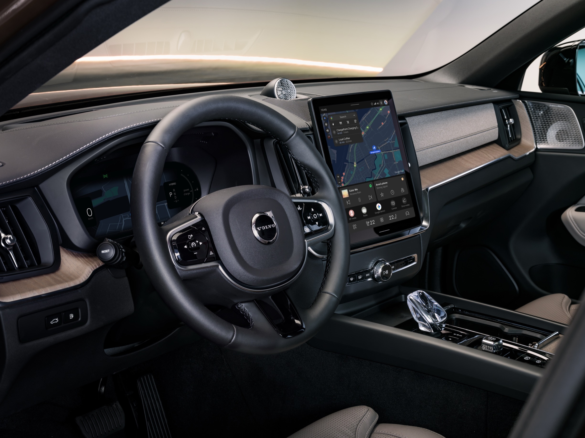 2027 Volvo XC90 PHEV 00038