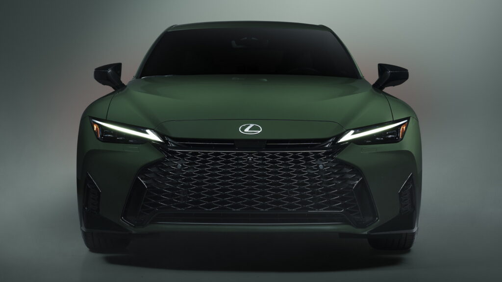  Lexus Gives 2027 IS A Lovely Green Color But It’s Limited To Just 350 Cars