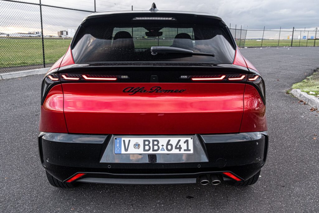 Alfa Romeo&rsquo;s Junior Has Some Appeal, But It&rsquo;s Not The Smart Choice | Review