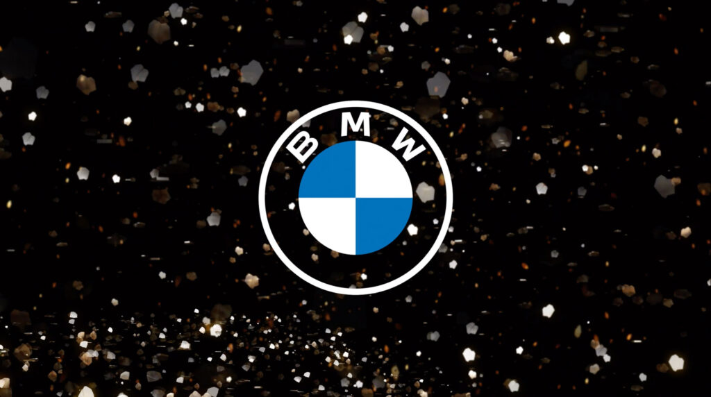  Everyone Thinks BMW&rsquo;s Badge Is A Spinning Propeller. It Isn&rsquo;t