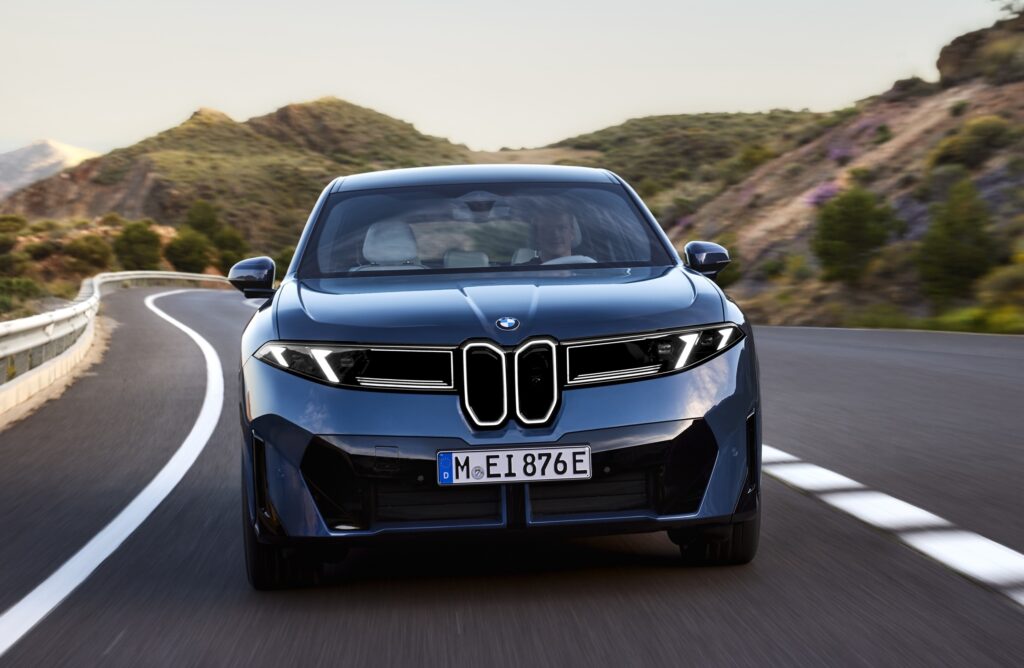  BMW Gives The X3 M50 A 44 HP Boost, And The M5 Some Very Complicated Wheels