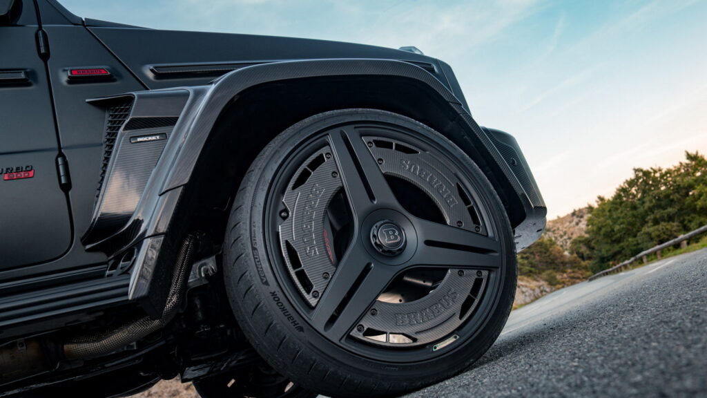  Brabus Chops The Roof Off The G63 And Gives It 900 HP