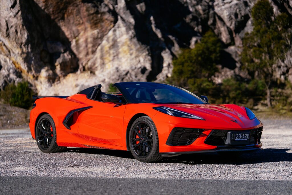  Driving The Corvette Stingray And Z06 On Track Is Like Dying And Going To Heaven | Review