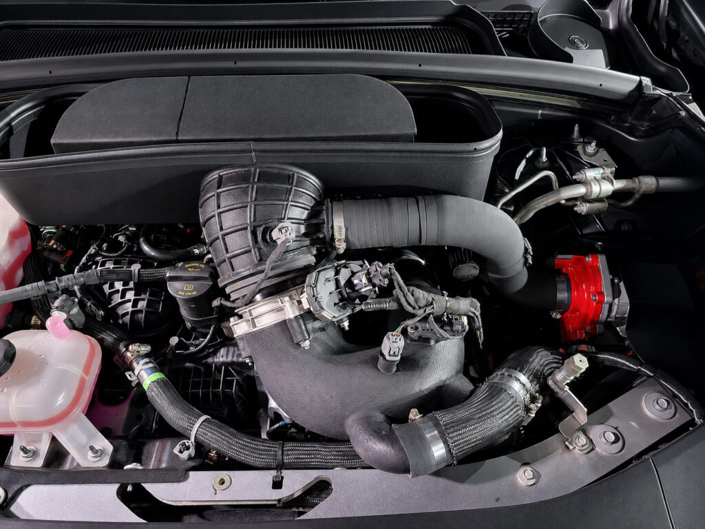  Jeep Grand Cherokee May Get 420-HP Hurricane Power