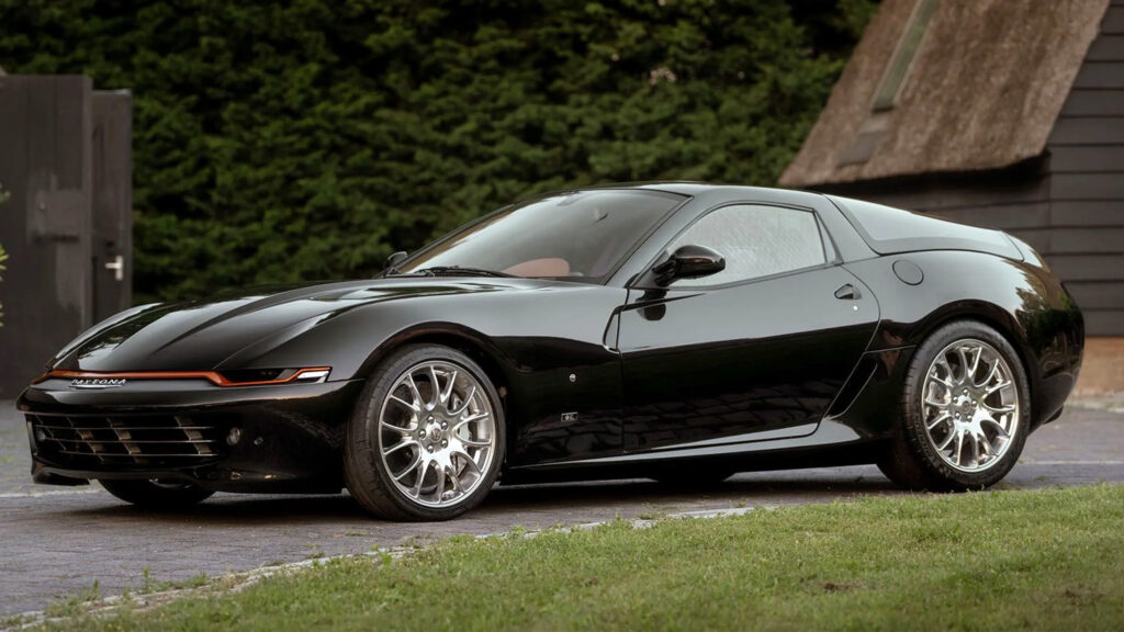 Trudno uwierzyć, ale ten shooting brake to Ferrari 599