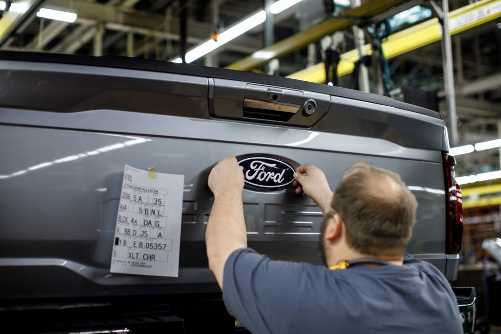  Ford&rsquo;s Best-Selling Truck Hit By Production Halt