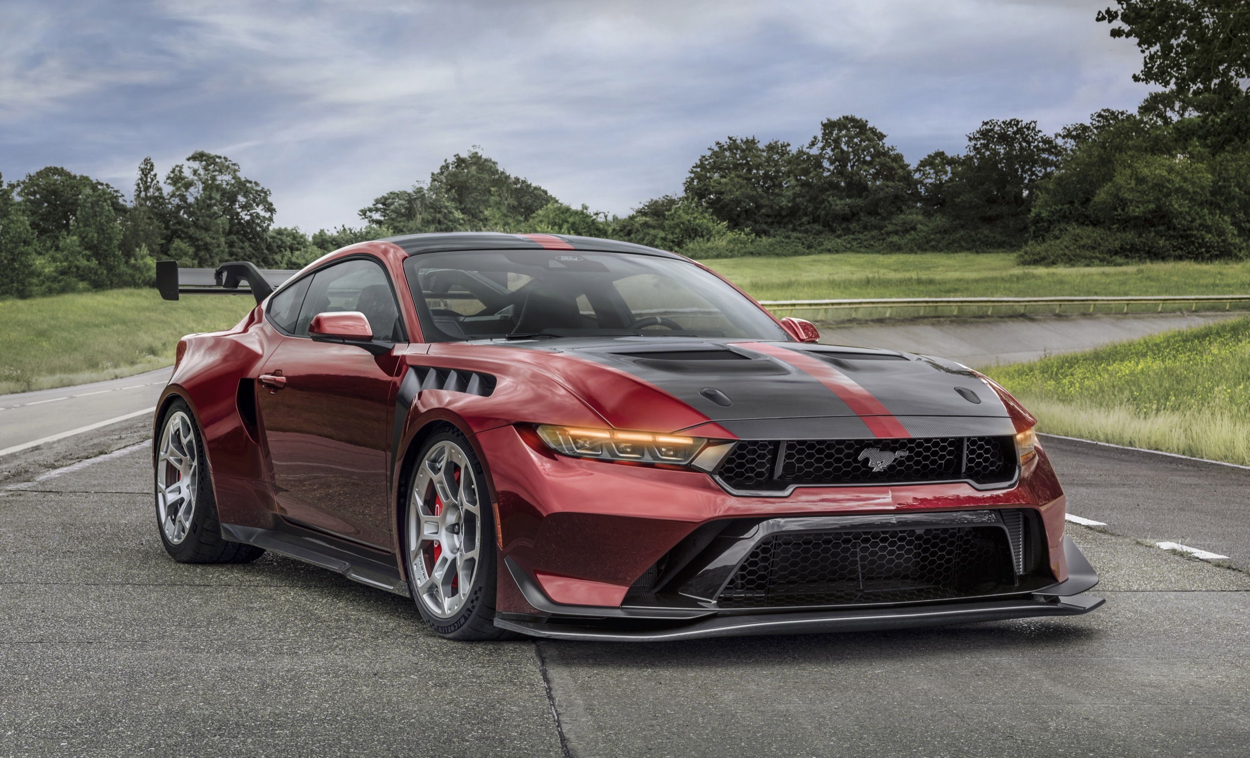 Ford Mustang GTD Sp112600004