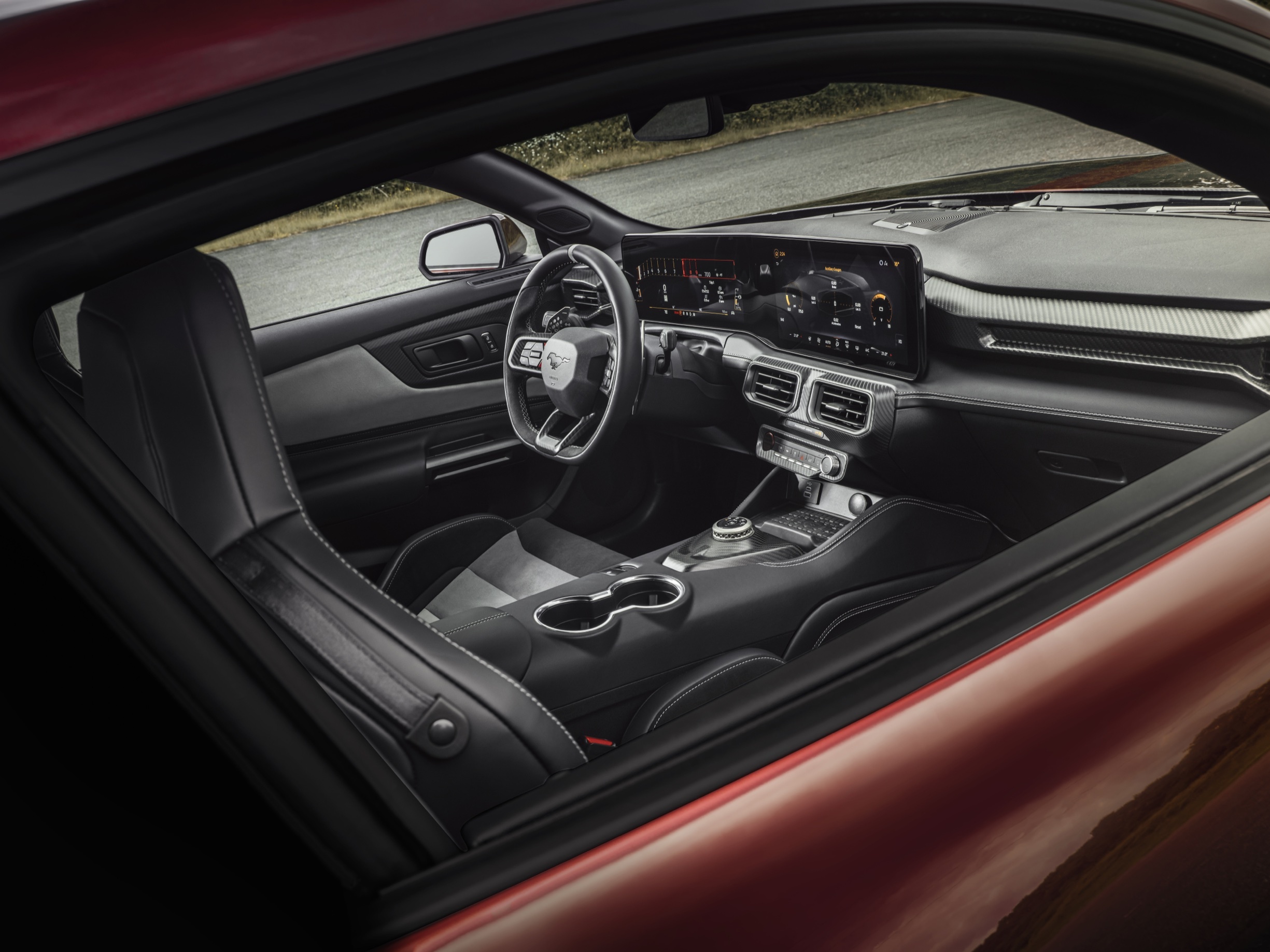 Ford Mustang GTD Sp112600008