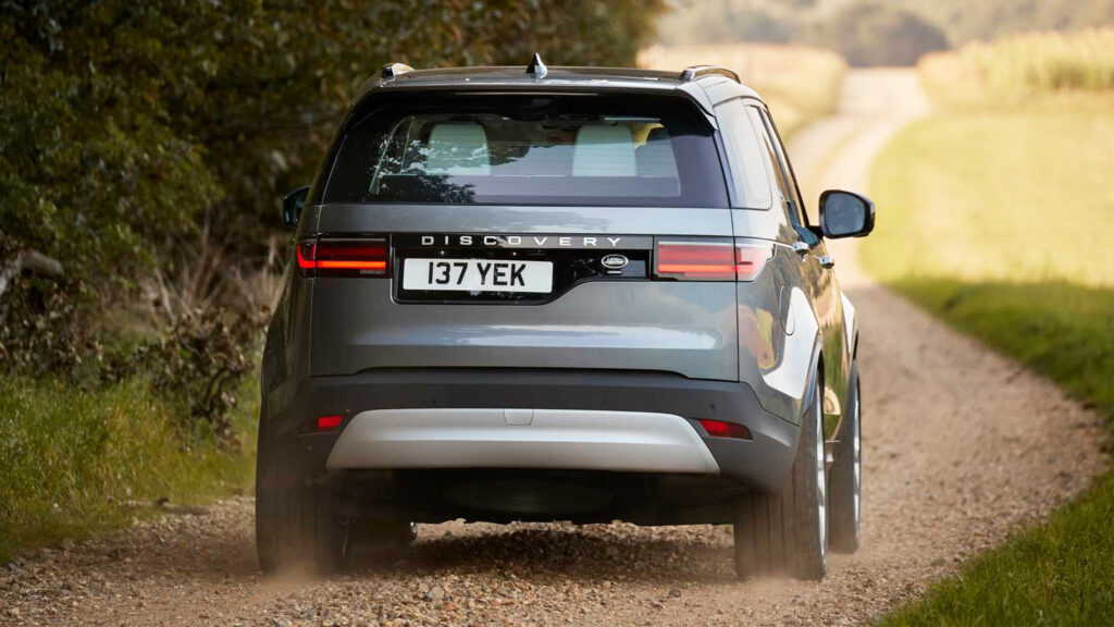  Electrical Gremlin Could Cause Thousands Of Land Rover Models To Suddenly Stop