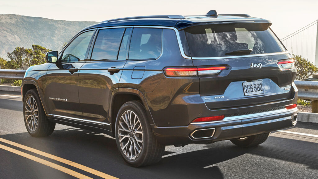  Over 200,000 Jeeps Have A Faulty Convenience Feature Owners Love