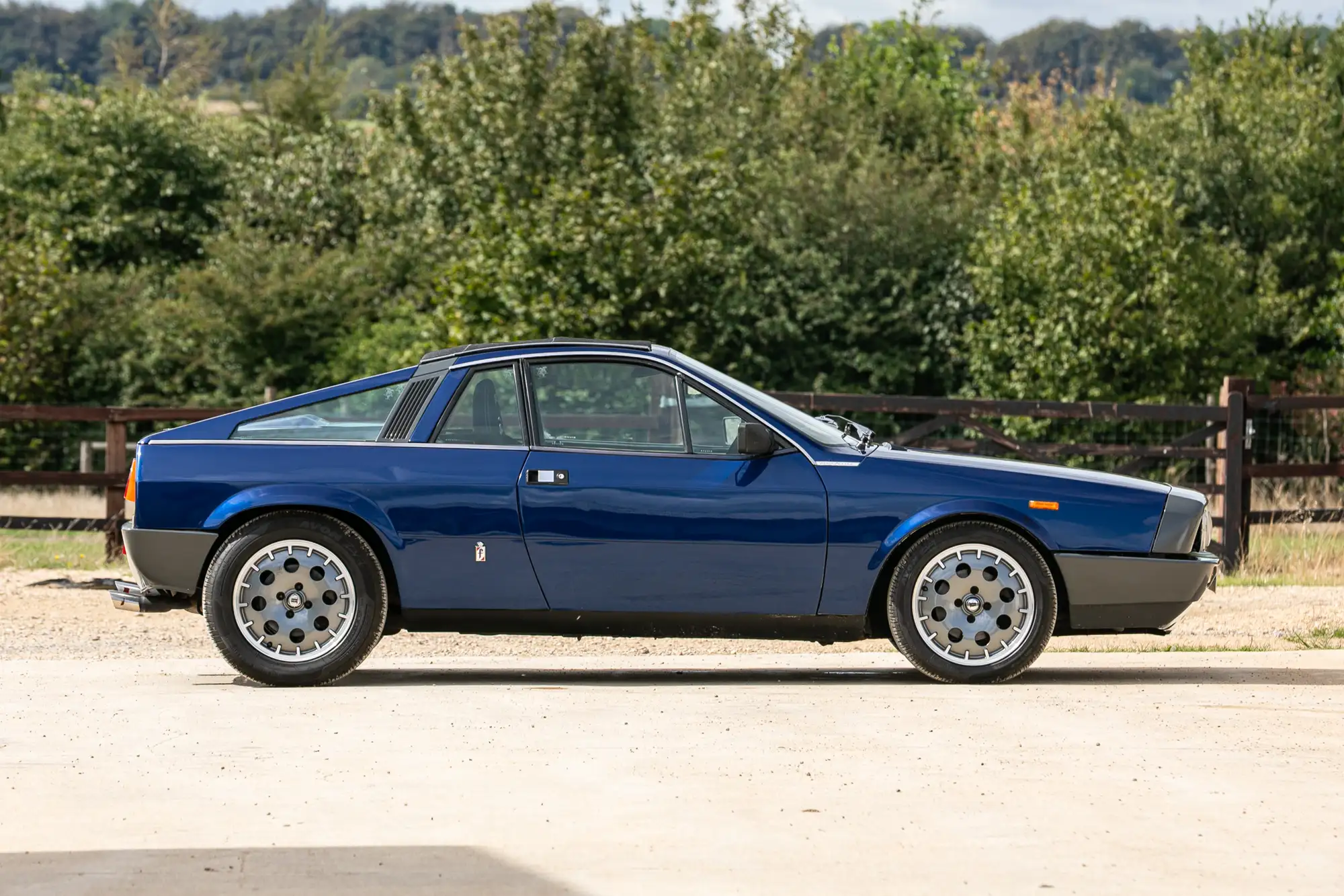 Jeremy Clarkson The Grand Tour Car Auction - 35