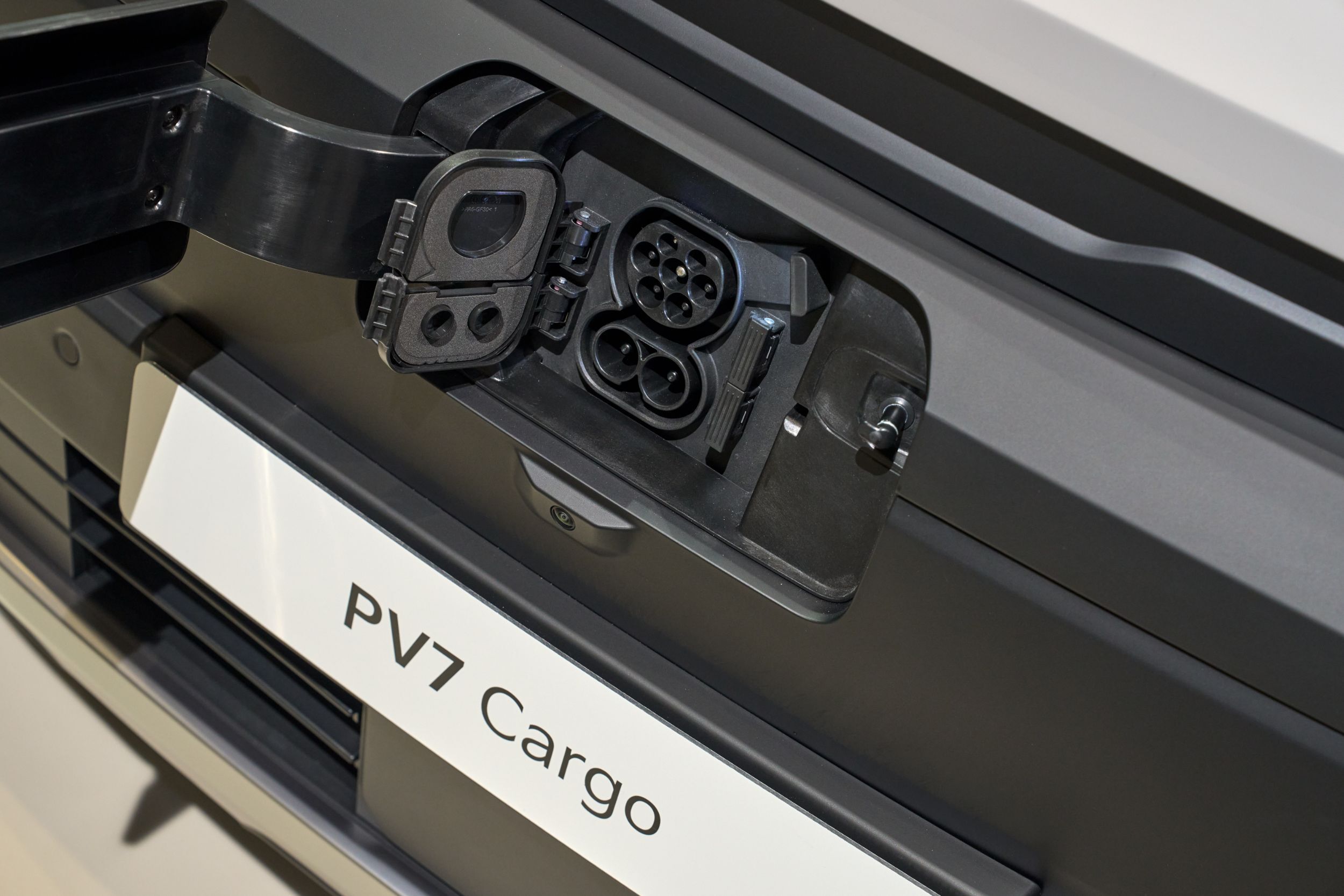Kia PV7 Cargo - Live (18)