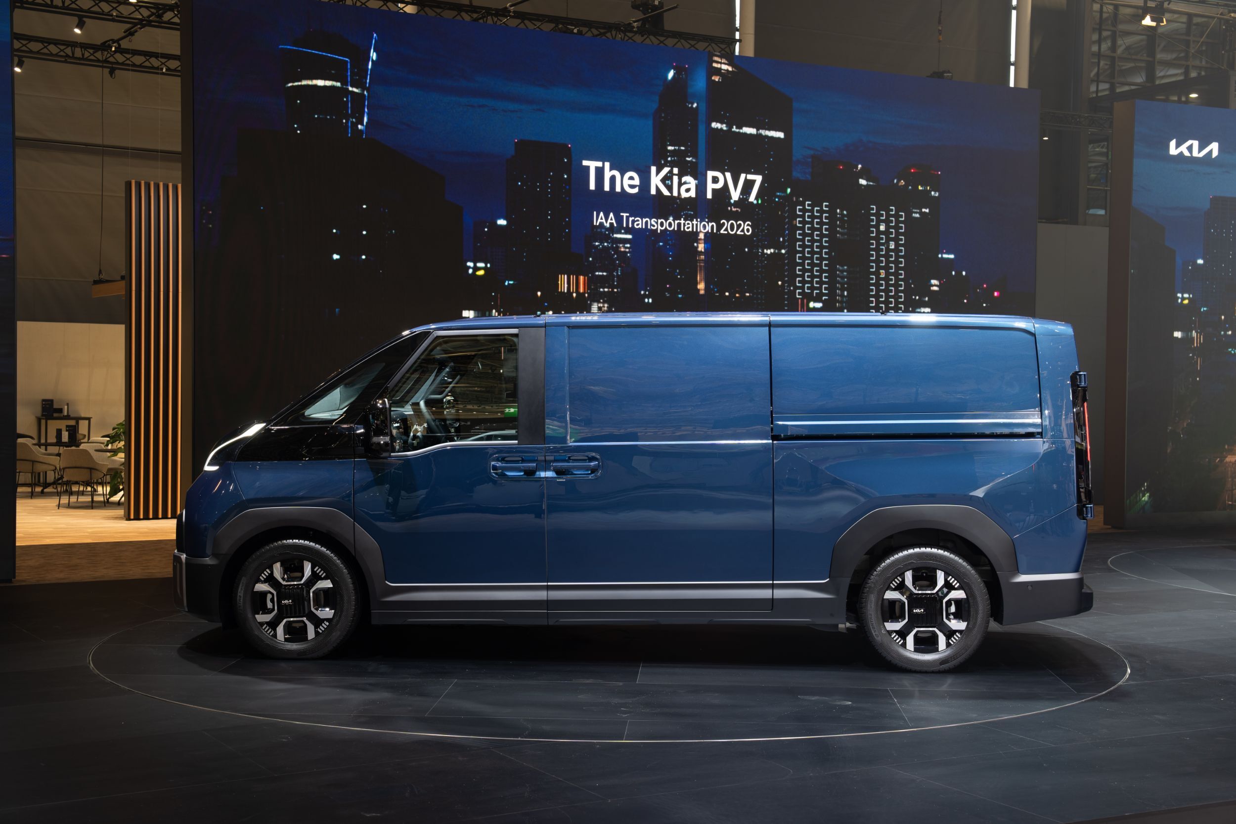 Kia PV7 Cargo - Live (22)a