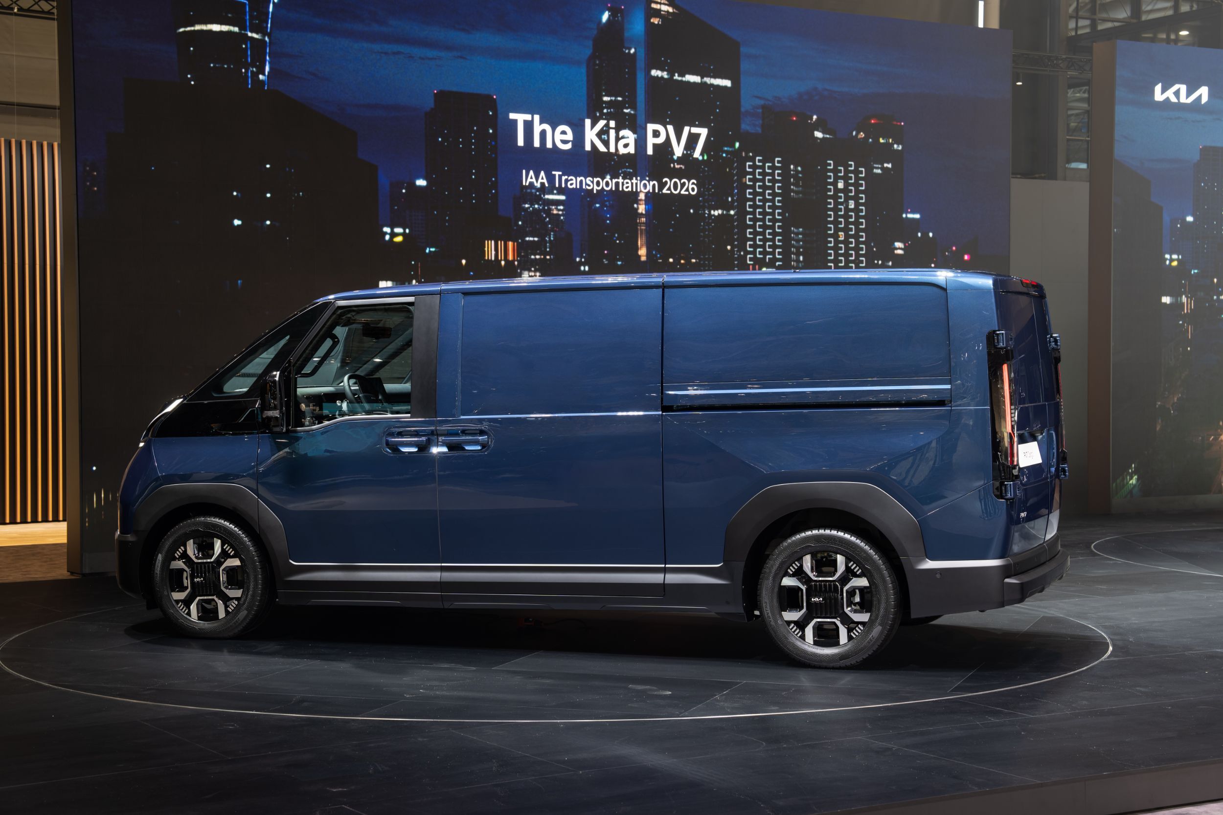 Kia PV7 Cargo - Live (22)b