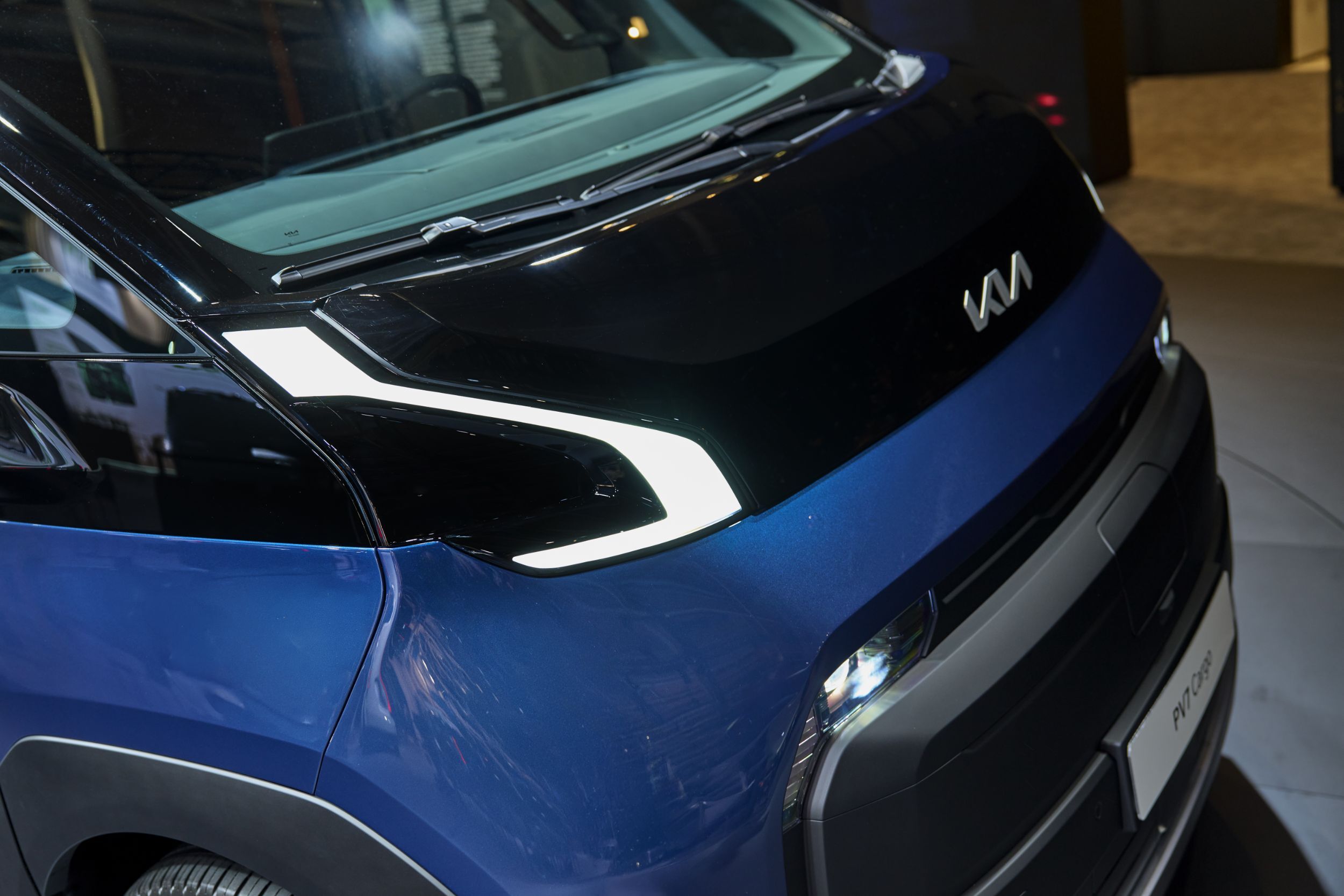 Kia PV7 Cargo - Live (30)