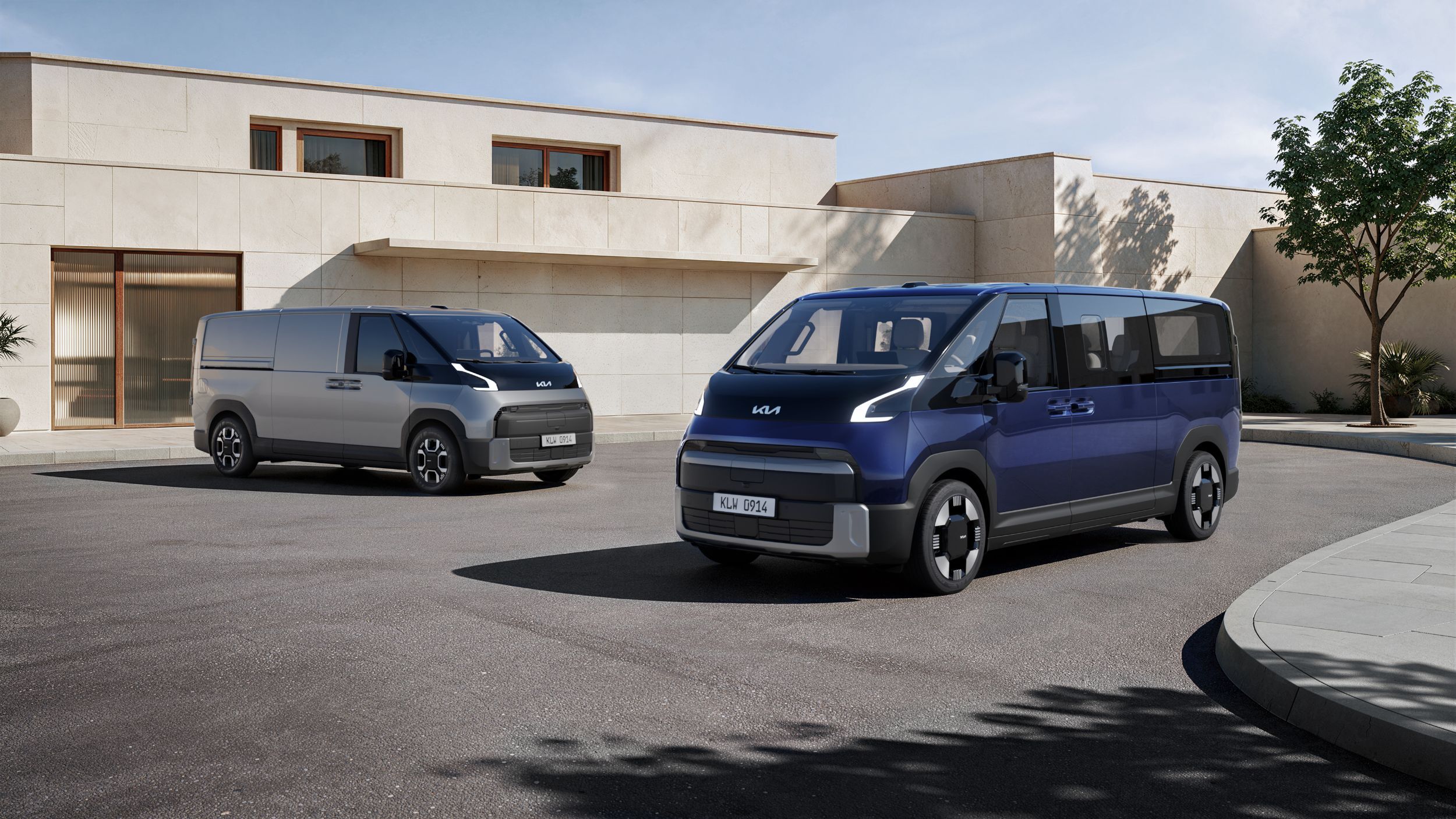 Kia PV7 Cargo and PV7 Passenger (1)