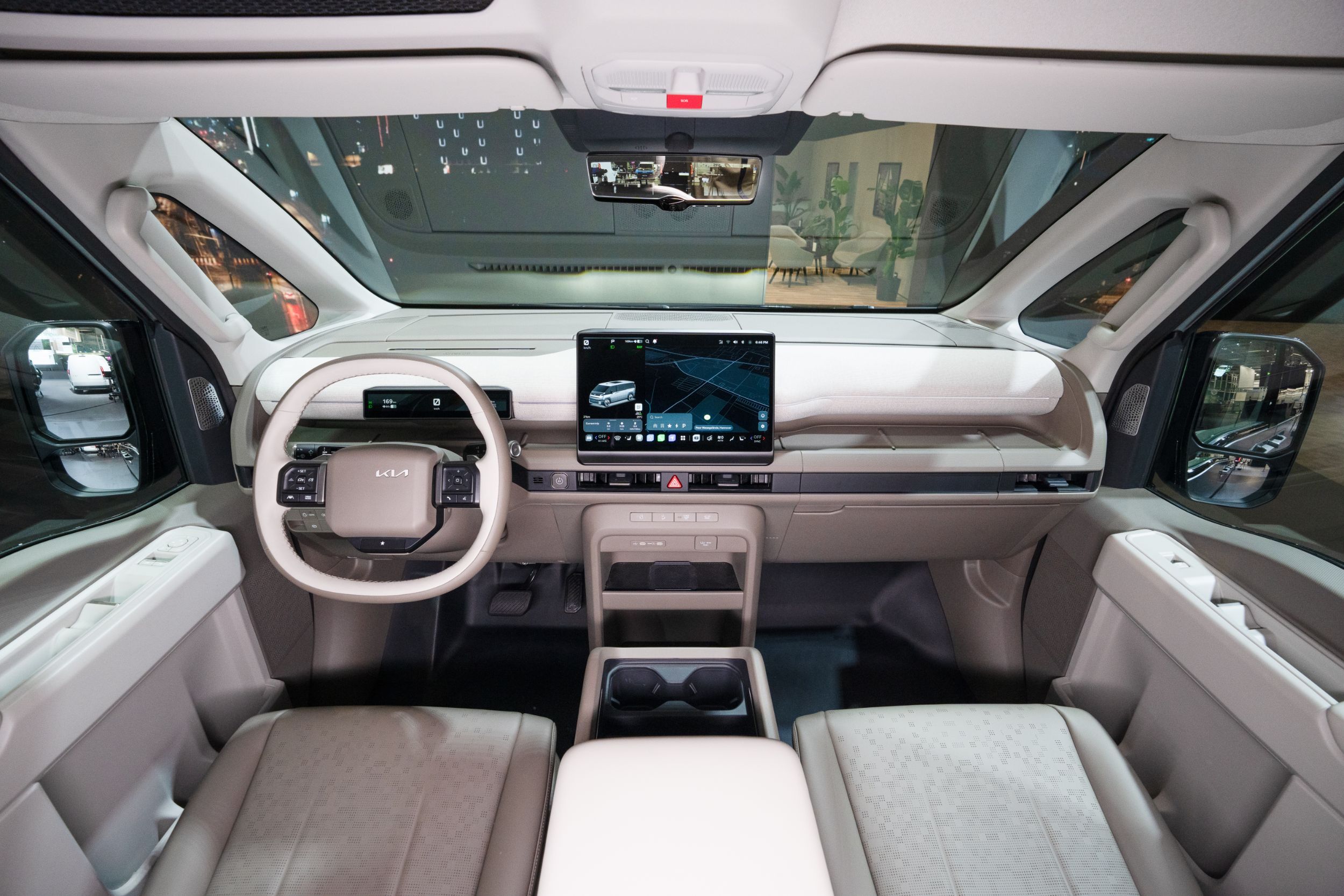 Kia PV7 Passenger - Live (18)