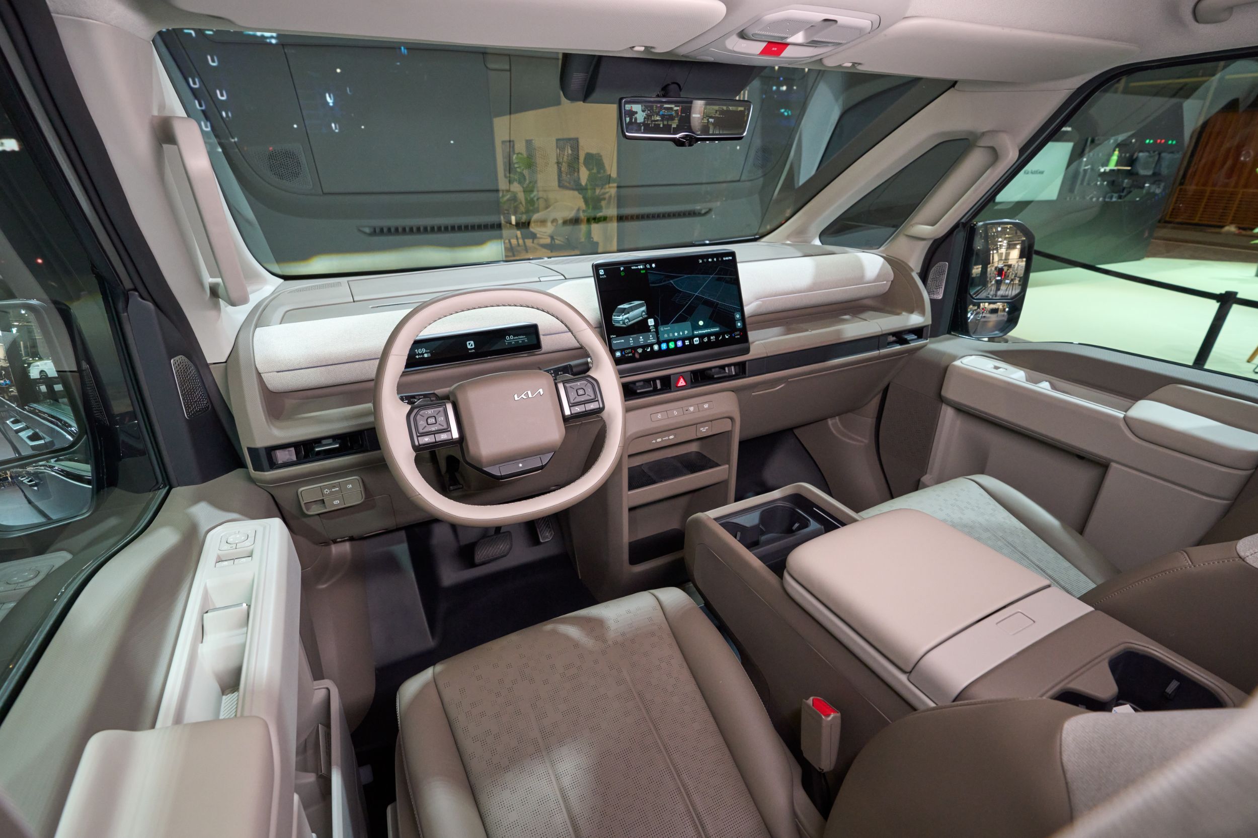 Kia PV7 Passenger - Live (19)