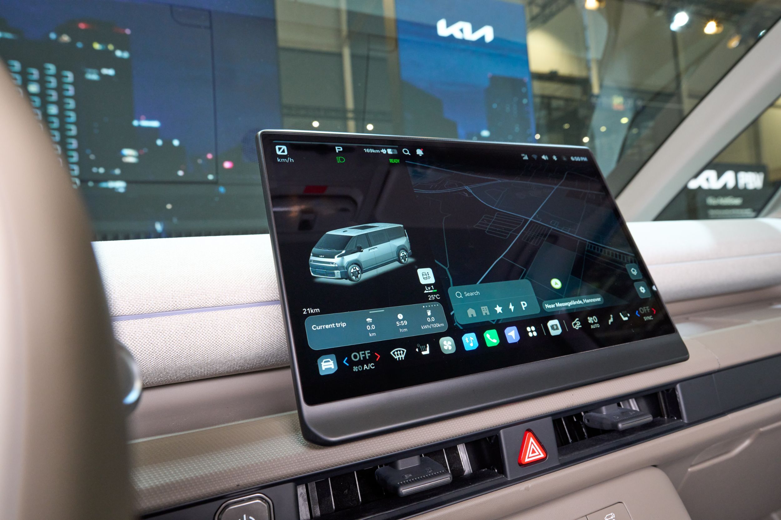 Kia PV7 Passenger - Live (26)