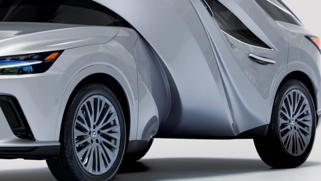  Someone Used The Photoshop Warp Tool On A Lexus In Real Life