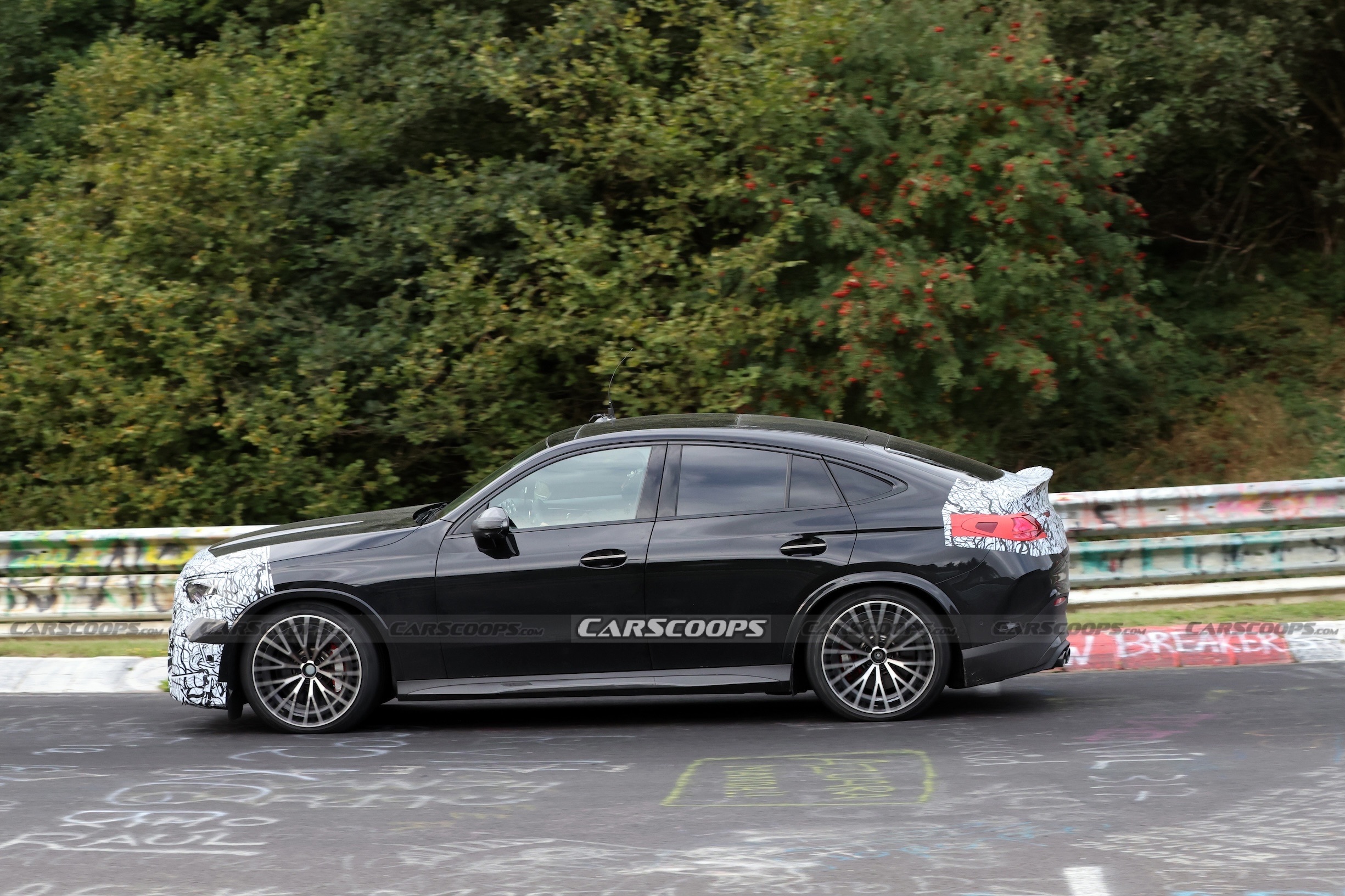 Mercedes-AMG GLC ICE spy shots Sep 1526 00006