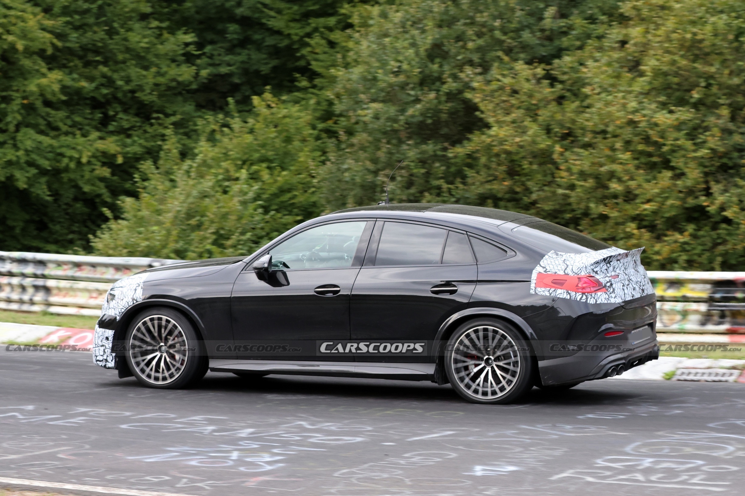 Mercedes-AMG GLC ICE spy shots Sep 1526 00007