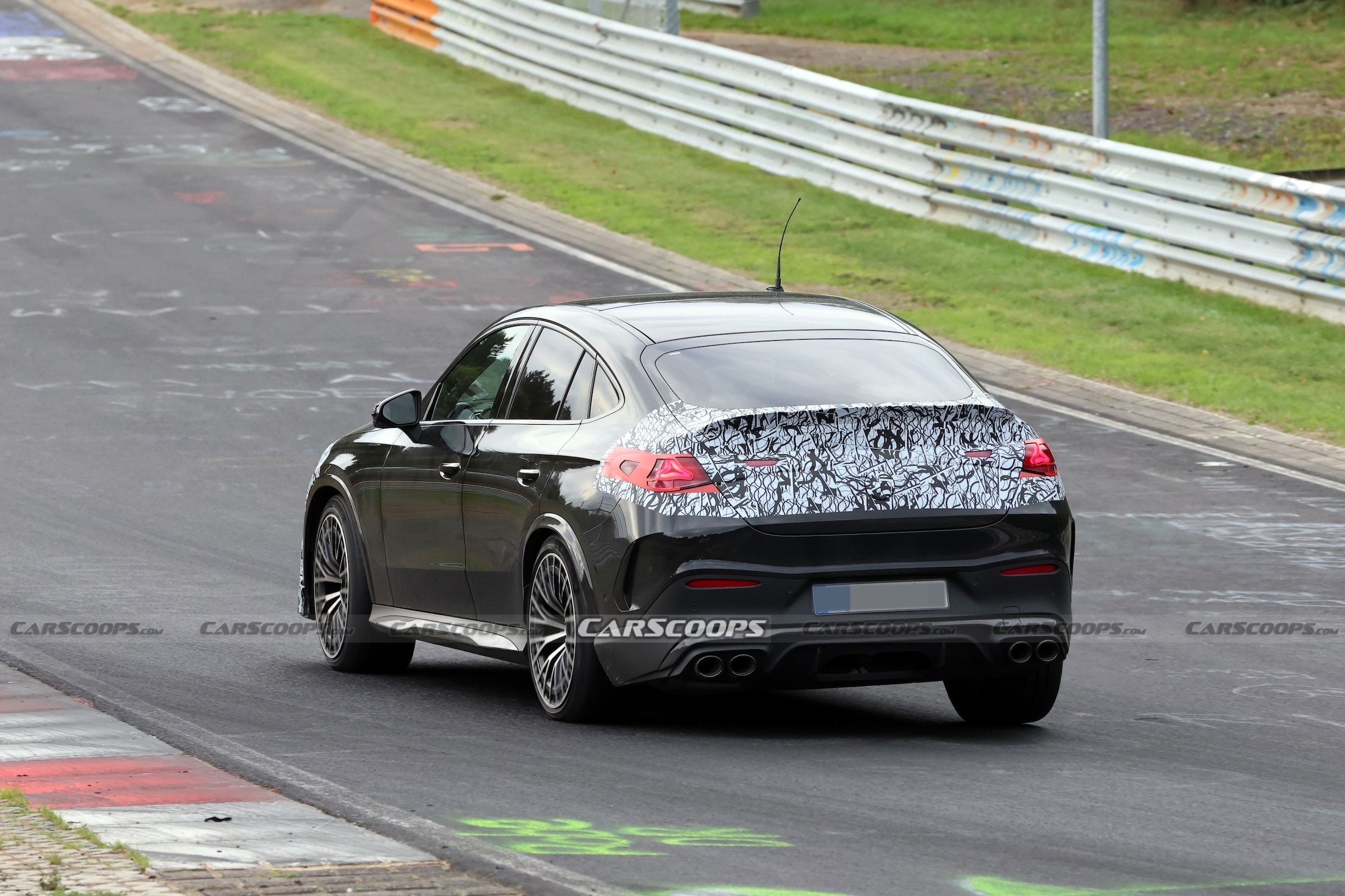 Mercedes-AMG GLC ICE spy shots Sep 1526 00010