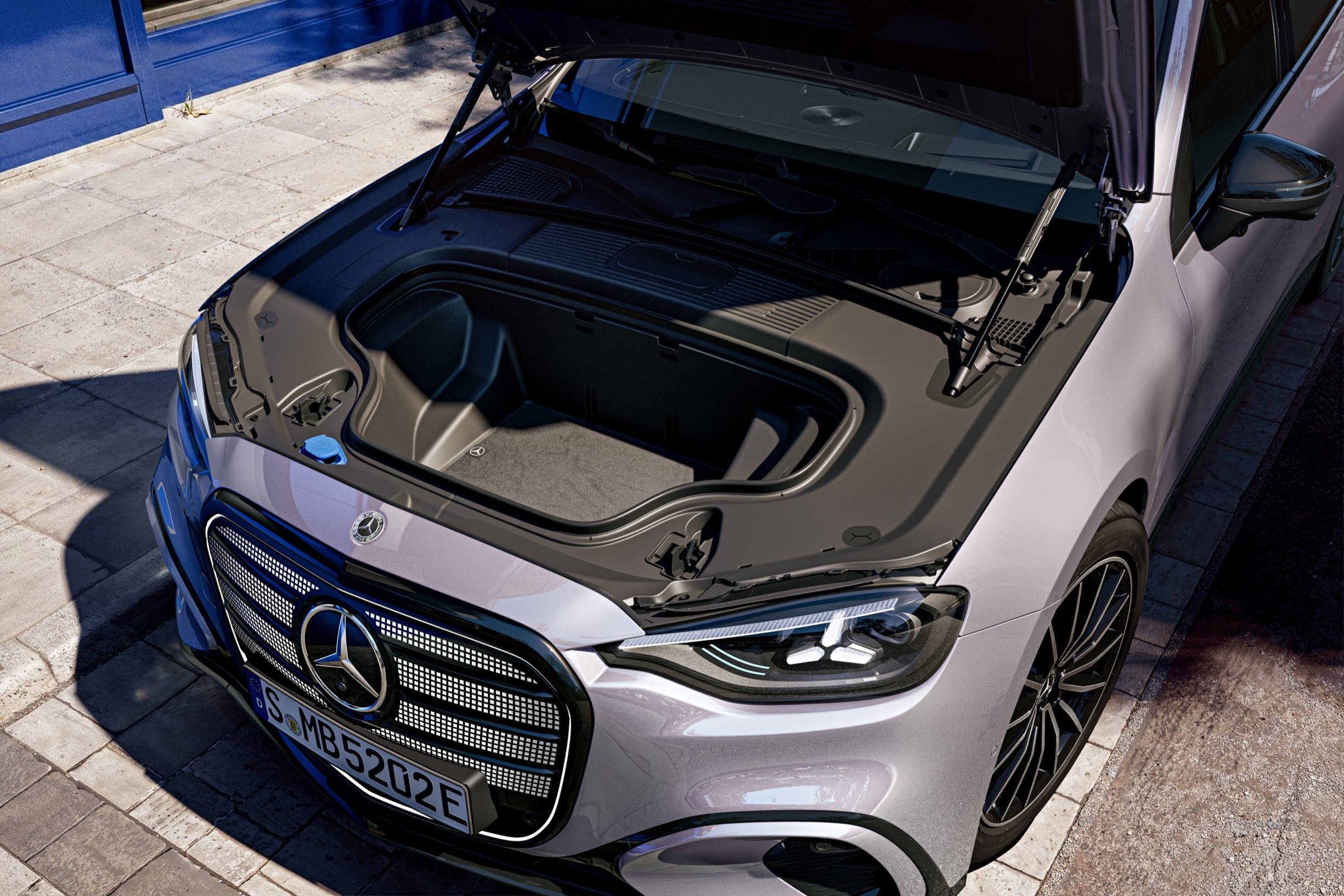 Mercedes C-class electric 00011