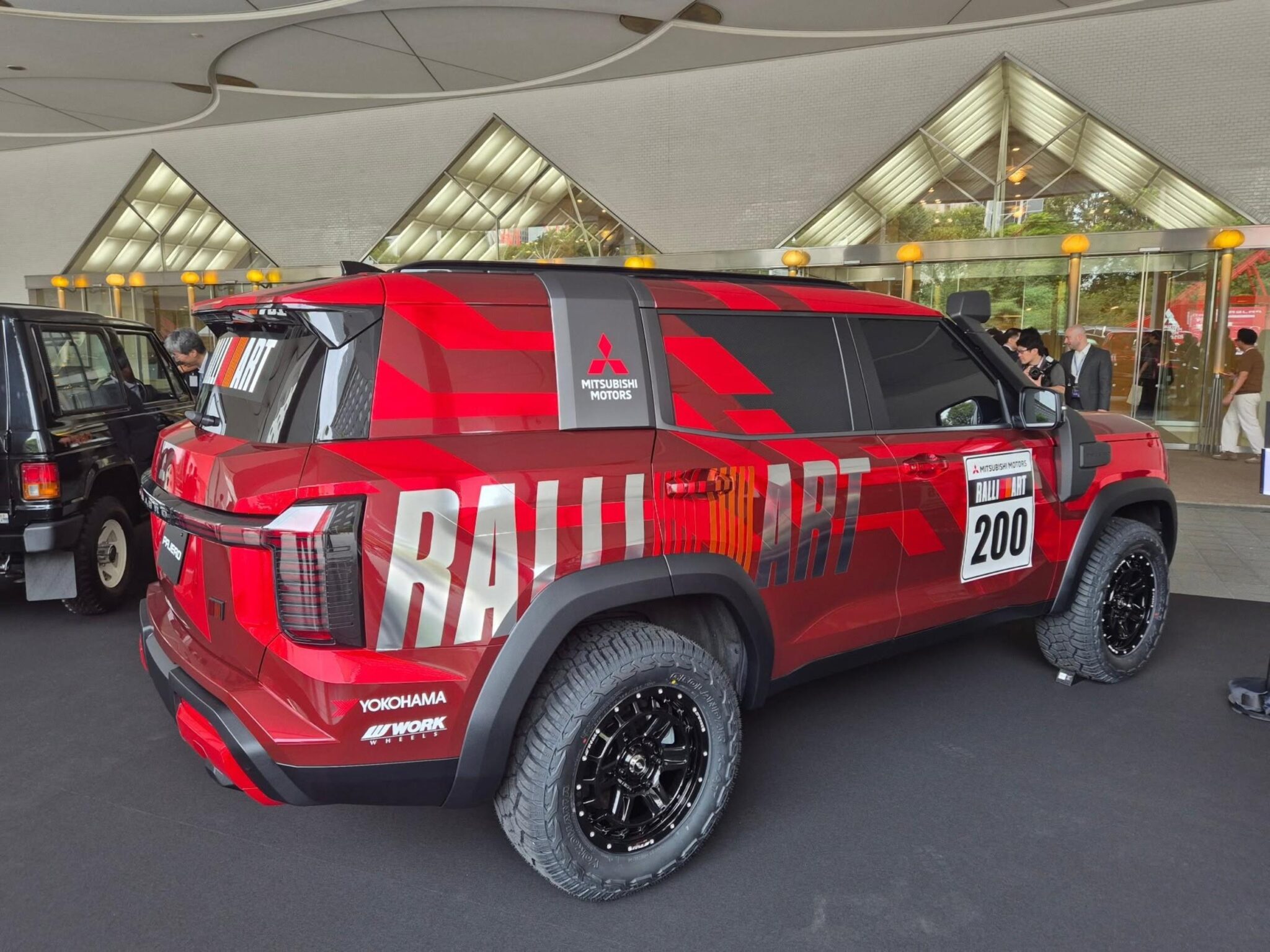 Mitsubishi’s Pajero Rally Concept Teases A Ralliart That Isn’t ...