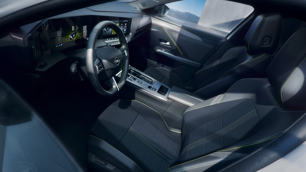  Opel Astra GSE Line Brings OPC-Like Power, But Don&rsquo;t Call It A Hot Hatch