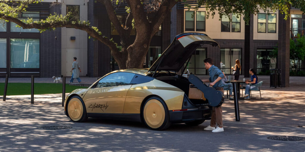  Tesla Offers Rides In A Car With No Wheel Or Pedals, So Naturally The Feds Showed Up