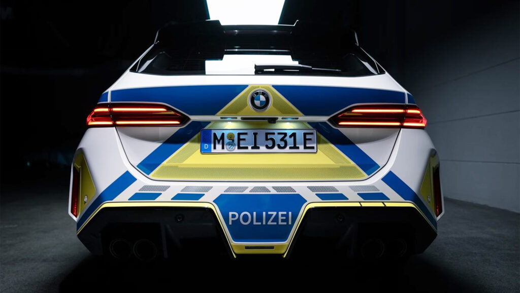  BMW’s M5 Touring Police Car Will Have Criminals Shaking In Their Boots